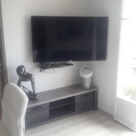 Stella Apartment